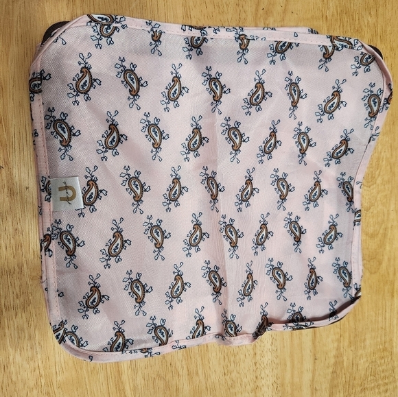 Free People Understated Leather Life Is A Highway Travel Clothing Cube - Picture 1 of 5